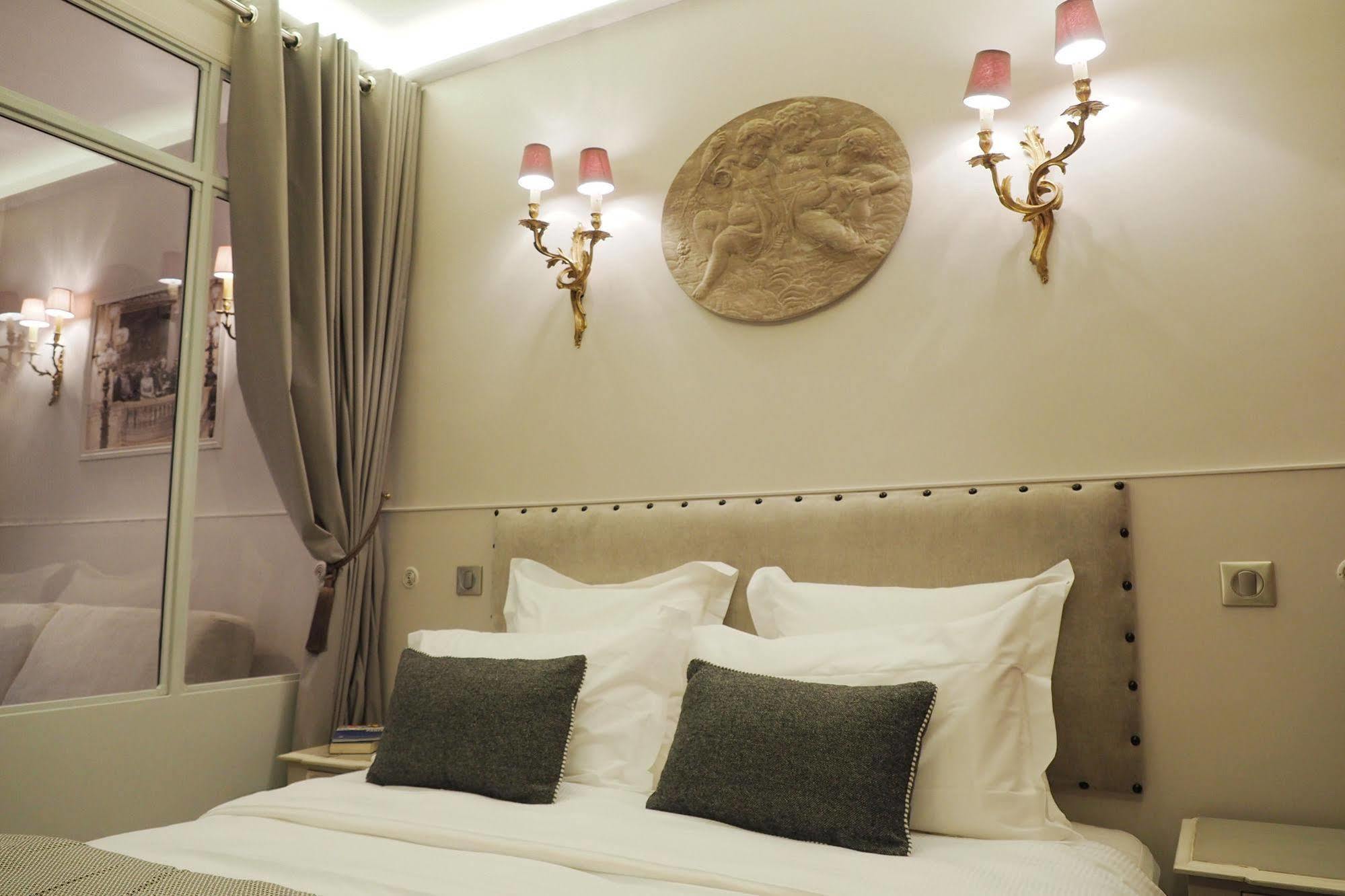 Palais Royal Chicsuites Paris Exterior photo