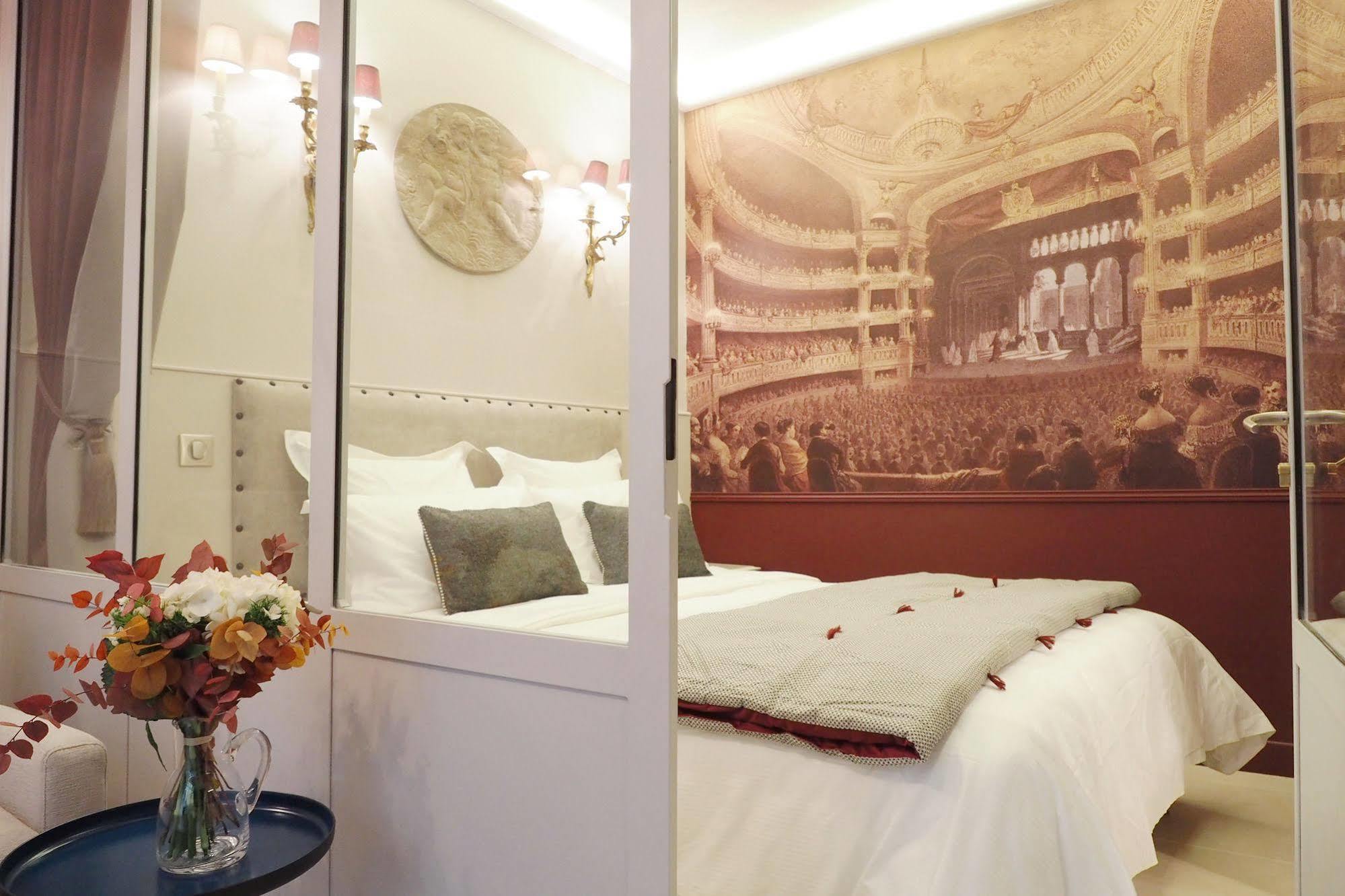 Palais Royal Chicsuites Paris Exterior photo